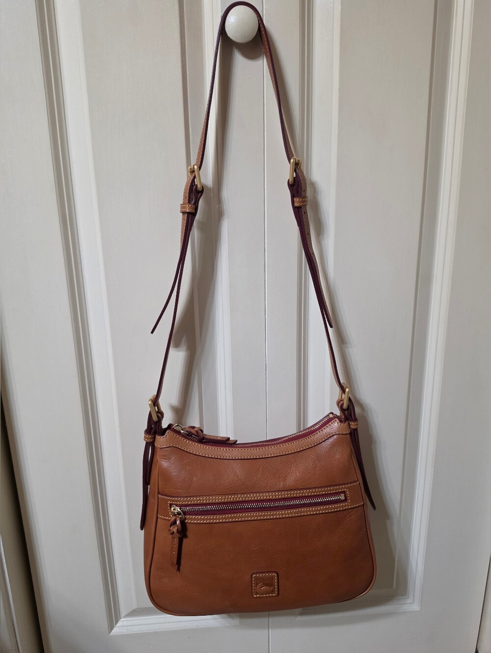 Dooney Florentine Presley Crossbody/Color: Natural